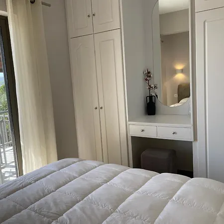 !!new!! Andriana's 3-bedroom Countryside Retreat Apartment