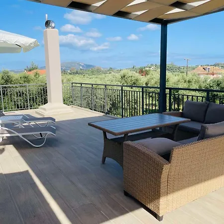 !!new!! Andriana's 3-bedroom Countryside Retreat Apartment *